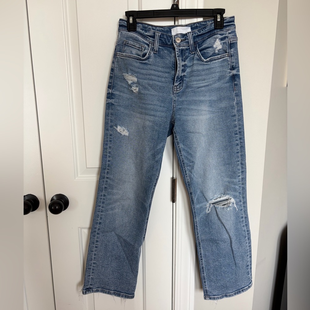 Light Wash Straight-Leg Women's Jeans with Distressed Details